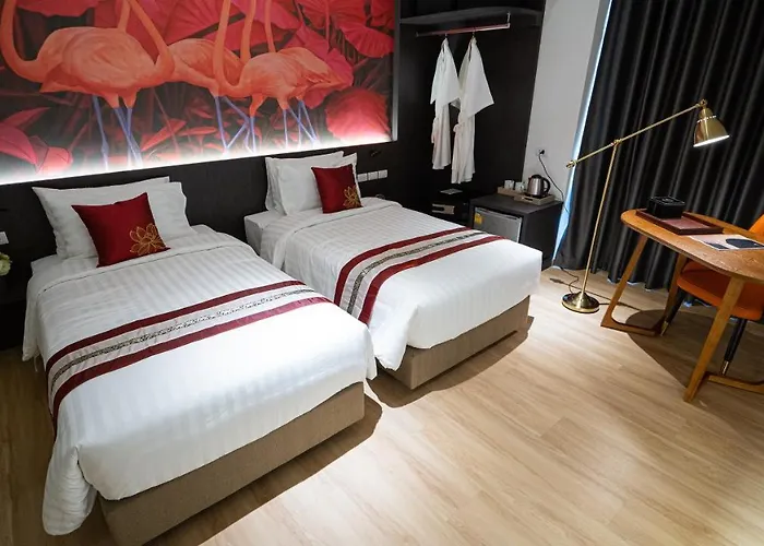 Pannarai Bangkok-pra Tunam Hotel