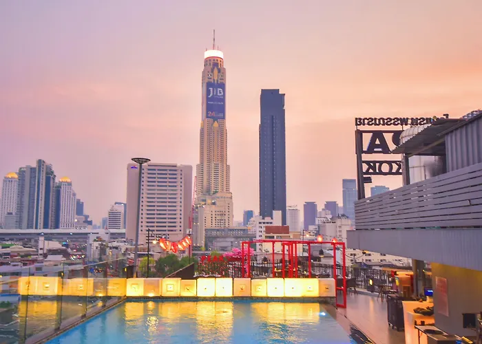 Pannarai Bangkok-pra Tunam Hotel 4*