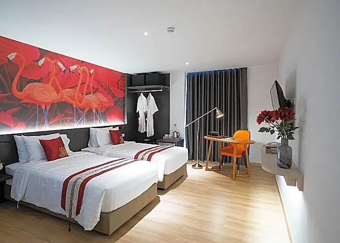 Pannarai Bangkok-pra Tunam Hotel 4*